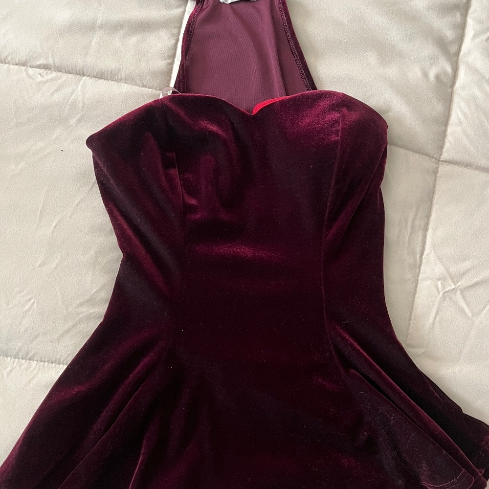 Love Culture Women’s Maroon/Red Velvet Halter Corset Top (Size S/small)